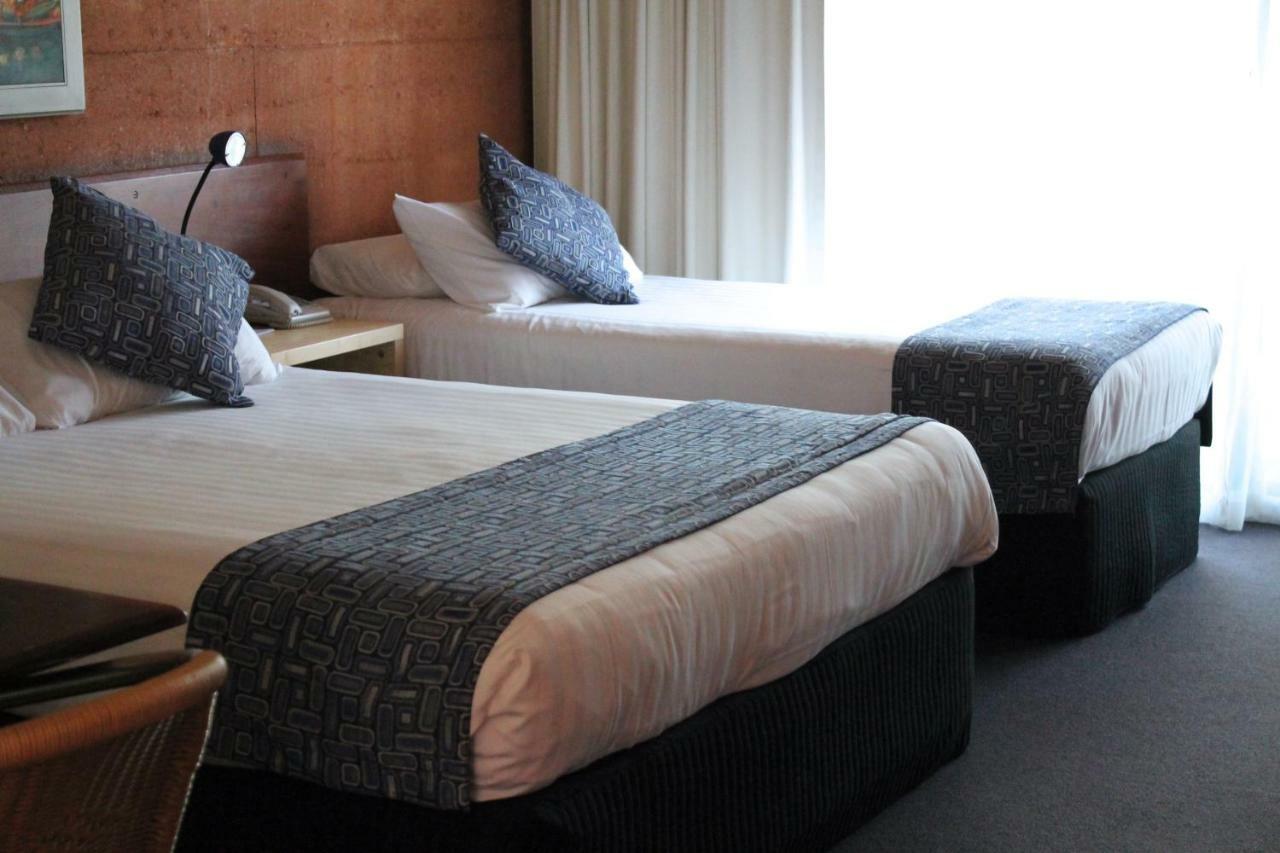 The Pemberton Hotel Luaran gambar